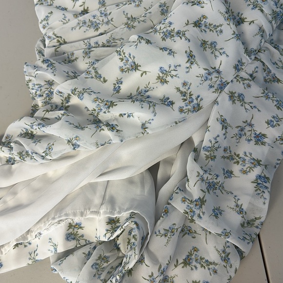 Bardot Ditsy Ruched Midi Dress size 10 - Picture 13 of 14